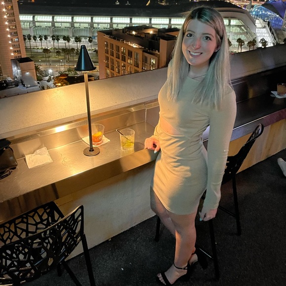 Meet your Posher, Jessie - Picture 6 of 6